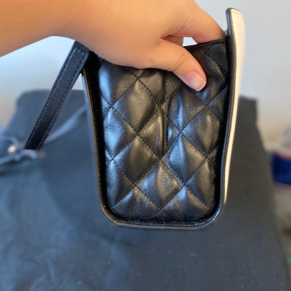 Michael kors crossbody - Picture 2 of 2